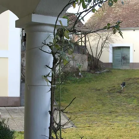 Neuningerhof * Schonberg am Kamp